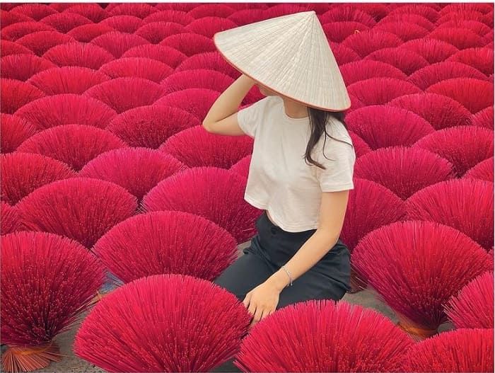 Làng hương Quảng Phú Cầu