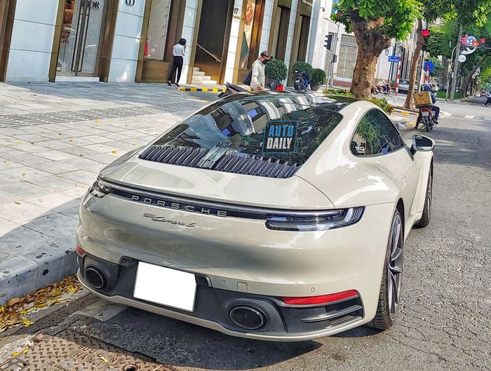 Những Bức Ảnh Đường Phố Mytour (P12): Porsche 911 Targa 4S 2021 và G65 AMG Độc Nhất Việt Nam Mytour.jpg