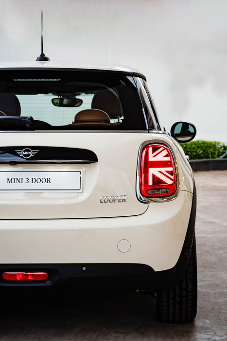 Ra mắt MINI Cooper 3 cửa và MINI One 5 cửa mới tại Việt Nam mini-3-cua-va-5-cua-3.jpg