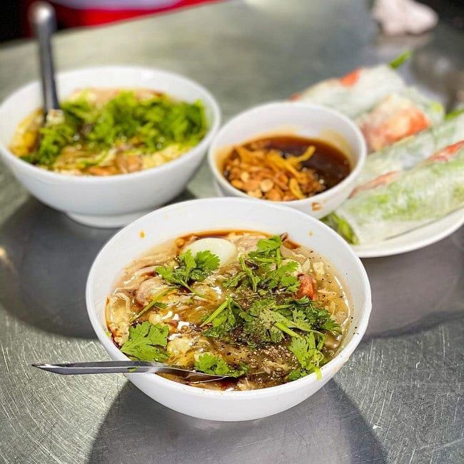 ăn gì ở Sài Gòn