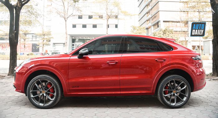 Chi tiết chiếc Porsche Cayenne Coupe GTS 9,9 tỷ đồng tại Việt Nam cayenne-gts-18.jpg