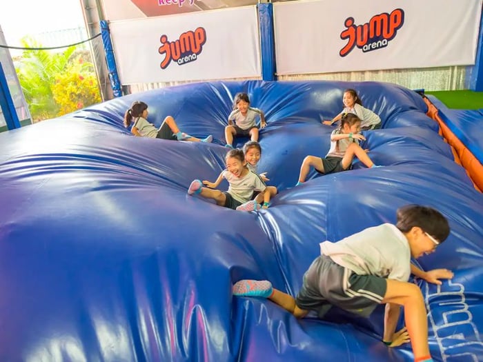 Đánh giá khu Trampoline nổi tiếng tại Jump Arena Hà Nội