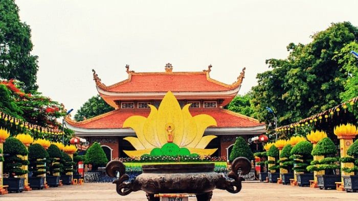 chùa Hoằng Pháp ở đâu