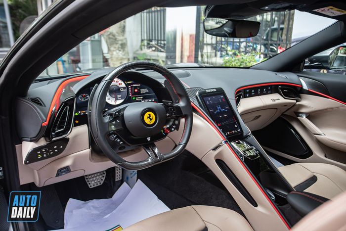 Khám phá chiếc Ferrari Roma chính hãng có giá trên 20 tỷ đồng, sở hữu màu sơn độc đáo