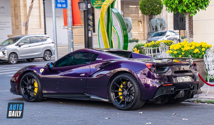 Khám phá chi tiết Ferrari 488 Spider độ Novitec độc nhất tại Việt Nam