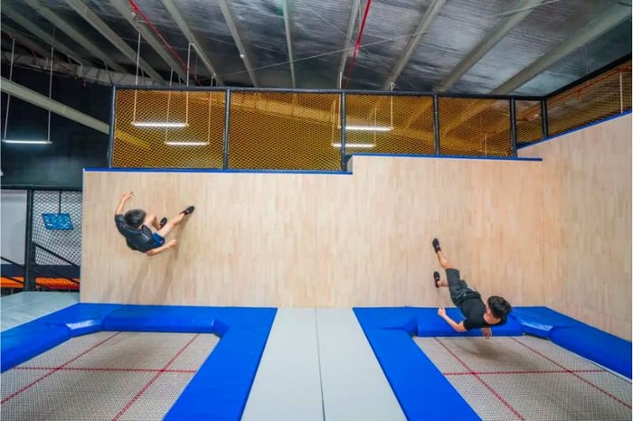 Trải nghiệm vui chơi tại Jump Arena Hà Nội - đánh giá khu Trampoline nổi tiếng số 11