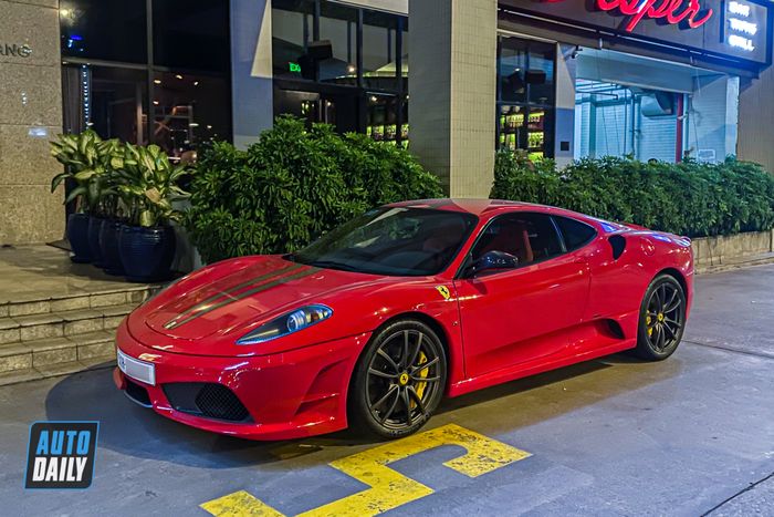 Chiếc Ferrari F430 Scuderia đầu tiên về Việt Nam tái xuất trên đường phố Sài Gòn ferrari-f430-scuderia-Mytour-15.JPG