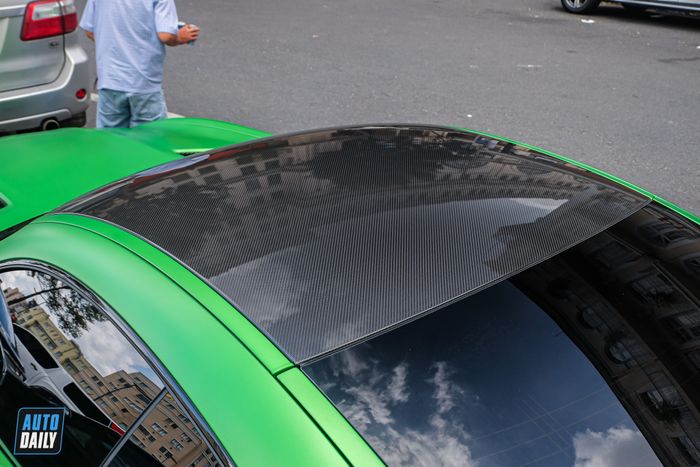 Phát hiện Mercedes-AMG GT R có giá trị hơn 16 tỷ, màu sơn dễ nhầm lẫn với chiếc của Qua Vũ mercedes-amg-gtr-Mytour-7.JPG