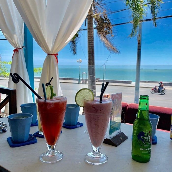 Cafe hướng biển Nha Trang