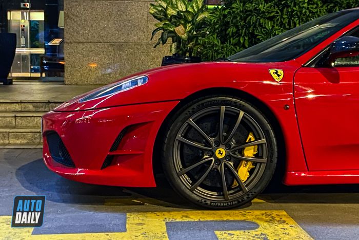 Chiếc Ferrari F430 Scuderia đầu tiên về Việt Nam tái xuất trên đường phố Sài Gòn ferrari-f430-scuderia-Mytour-3.JPG