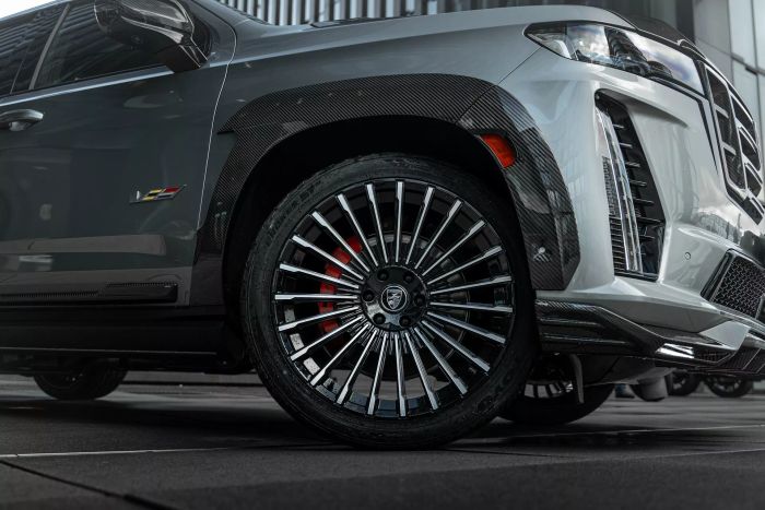 Cadillac Escalade-V trở nên hầm hố hơn với bộ kit carbon từ Larte Design cadillac-escalade-v-larte-6.webp
