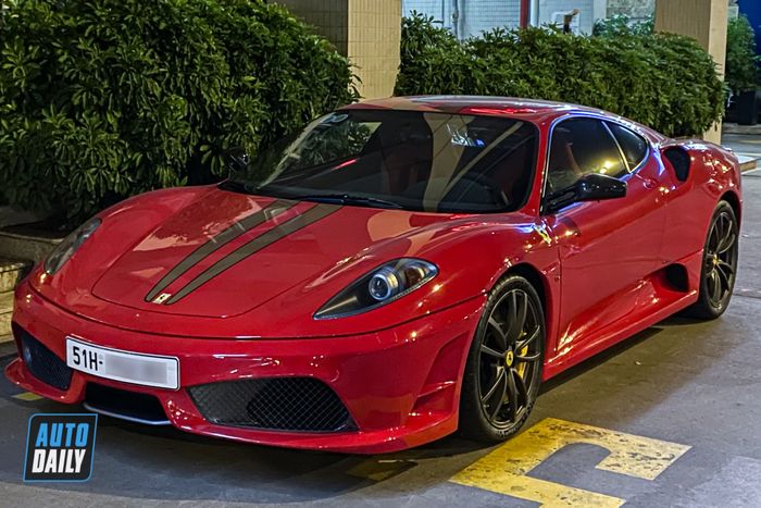 Chiếc Ferrari F430 Scuderia đầu tiên về Việt Nam tái xuất trên đường phố Sài Gòn ferrari-f430-scuderia-Mytour-2.JPG