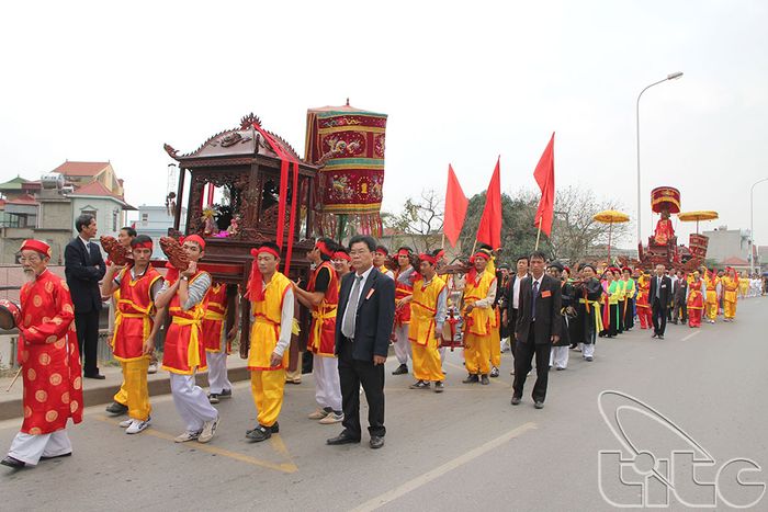 Lễ hội đình Phú Gia - Đặc điểm của Lễ hội truyền thống Hà Nội 5