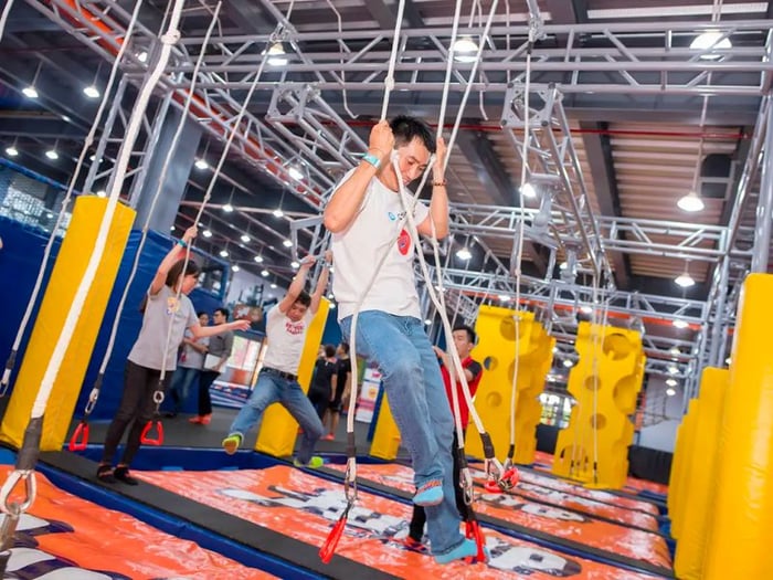 Đánh Giá Khu Vui Chơi Trampoline Nổi Tiếng tại Jump Arena Hà Nội