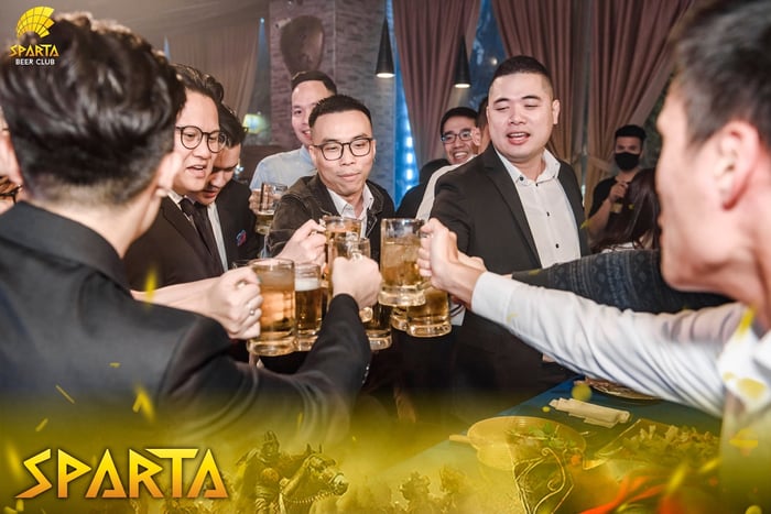 Sparta Beer Club – Nơi tập trung các DJ hàng đầu phố cổ 7