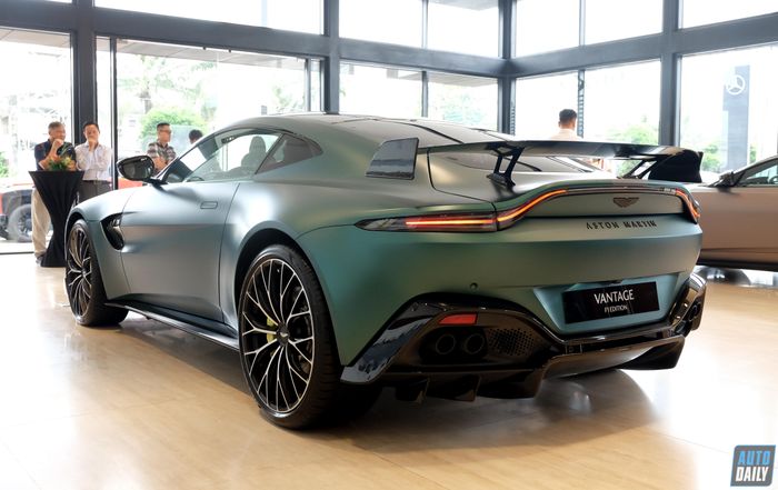 Aston Martin Vantage F1 Edition: Các điểm đáng chú ý của phiên bản gần 20 tỷ đồng