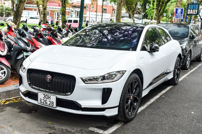 Xe điện Jaguar I-Pace EV400 chính hãng tại Hà Nội, đi 470 km/lần sạc adt-2200.jpg