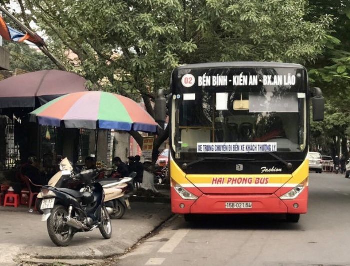 Di chuyển bằng xe bus ở Hải Phòng an toàn và tiết kiệm.