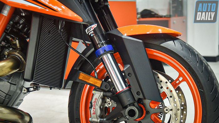 Chi tiết KTM 1290 Super Duke R Evo có giá ngang với phiên bản đặc biệt của Hyundai Tucson 28.jpg