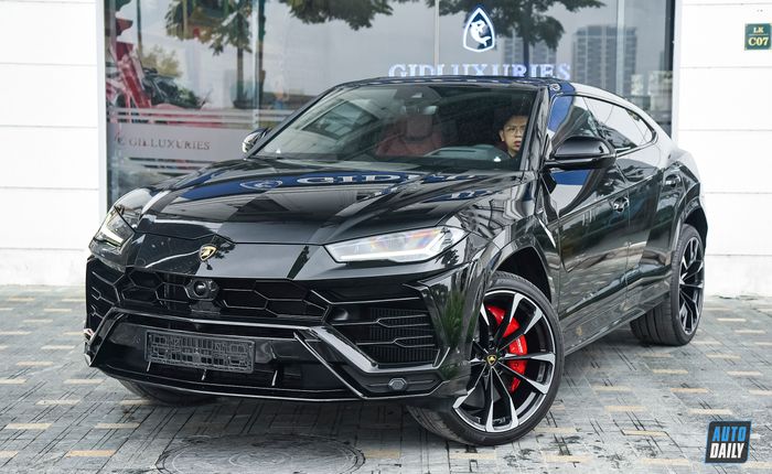 Ảnh chi tiết Lamborghini Urus 2022 mới tại Việt Nam, giá không dưới 20 tỷ đồng (ảnh số 10)