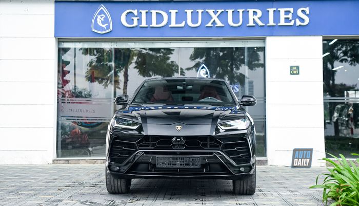 Thông tin chi tiết về chiếc Lamborghini Urus 2022 có giá hơn 20 tỷ đồng tại Việt Nam 5.jpg