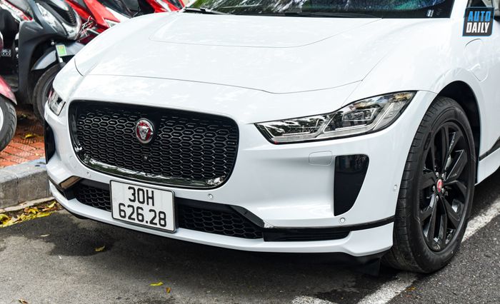 Xe điện Jaguar I-Pace EV400 chính hãng tại Hà Nội, đi được 470 km sau mỗi lần sạc adt-2209.jpg