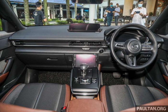 Xe điện Mazda MX-30 2022 ra mắt tại Malaysia, có khả năng di chuyển 199 km sau mỗi lần sạc 2022-mazda-mx-30-malaysia-int-2-1260x840.jpeg