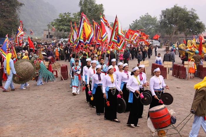 Hành hương tại Chùa Tiên Hòa Bình với kiến trúc nhà sàn độc đáo 4