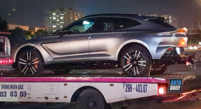 Siêu SUV Aston Martin DBX707 đầu tiên xuất hiện tại Việt Nam, giá từ 21,8 tỷ