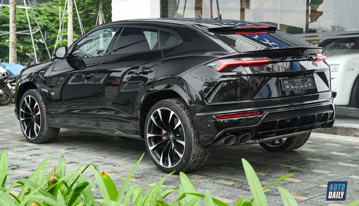 Ảnh chi tiết của Lamborghini Urus 2022 mới tại Việt Nam, có giá không dưới 20 tỷ đồng (ảnh số 14)