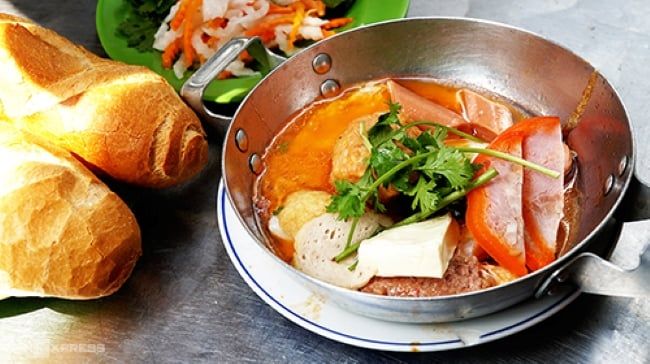 Tận hưởng cuộc sống du lịch tại TP. Hồ Chí Minh với đầy đủ trải nghiệm vui chơi (Ảnh: Zing News)