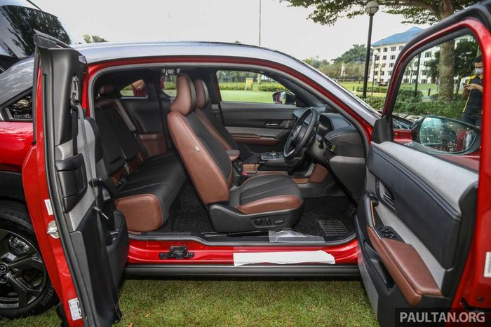 Xe điện Mazda MX-30 2022 ra mắt tại Malaysia, có khả năng di chuyển 199 km sau mỗi lần sạc 2022-mazda-mx-30-malaysia-int-25-1260x840.jpeg
