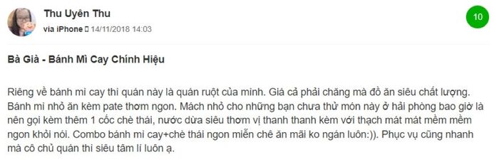 Bất ngờ trước bánh mì cay của Bà Già Hải Phòng, chỉ với giá từ 2.000 đồng mỗi ổ.