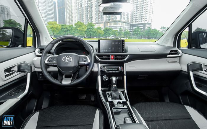 Toyota Veloz Cross 2022 đã bắt đầu xuất hiện trên đường phố