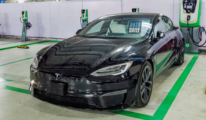 Chi tiết về siêu xe điện Tesla Model S Plaid 1.020 mã lực tại Việt Nam tesla-model-s-14-copy.jpg