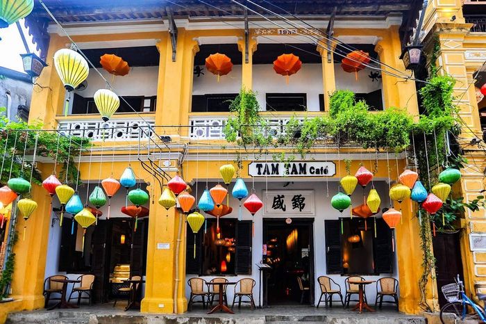 Quán cafe & nhà hàng Tam Tam Hội An - Nơi thưởng thức đồ ăn ngon trong một không gian đẹp xinh 19