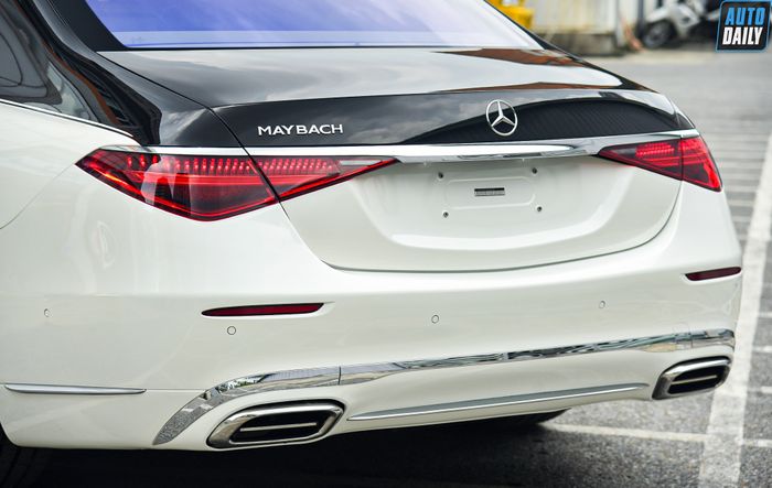 Chuyển đổi Mercedes-Benz S450 tiêu chuẩn thành S-Class Maybach 2022 15.jpg