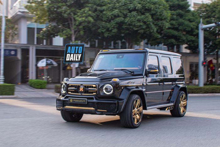 Mỹ thuật gia Việt chế tác bản độ mạ vàng cho Mercedes-AMG G 63, chi phí độ riêng đã tốn 3 tỷ mercedes-amg-g63-ma-vang-Mytour-27.JPG