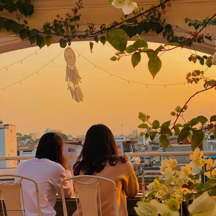 Thưởng thức hương vị yên bình tại Rooftop Cafe BREATHE Hải Phòng 6