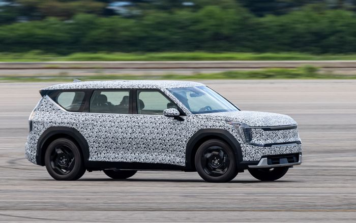 Kia ra mắt ảnh đầu tiên của mẫu SUV cỡ lớn EV9 sắp ra mắt kia-ev9-00003.jpg