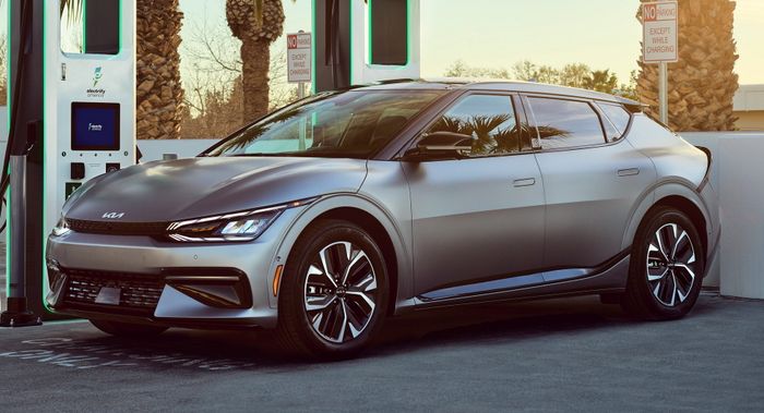 Gần 20.000 chiếc xe Hyundai Ioniq 5 và Kia EV6 sẽ phải trải qua việc triệu hồi 2022-kia-ev6-2.jpeg