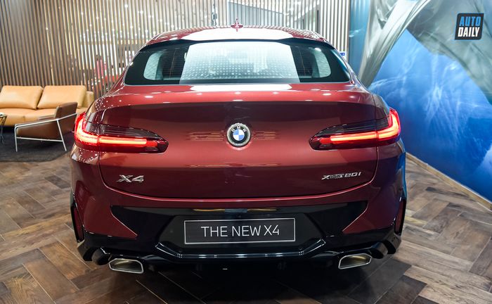 Khám phá chi tiết BMW X4 M-Sport 2022 với giá 3,279 tỷ đồng tại đại lý adt-9372-copy.jpg