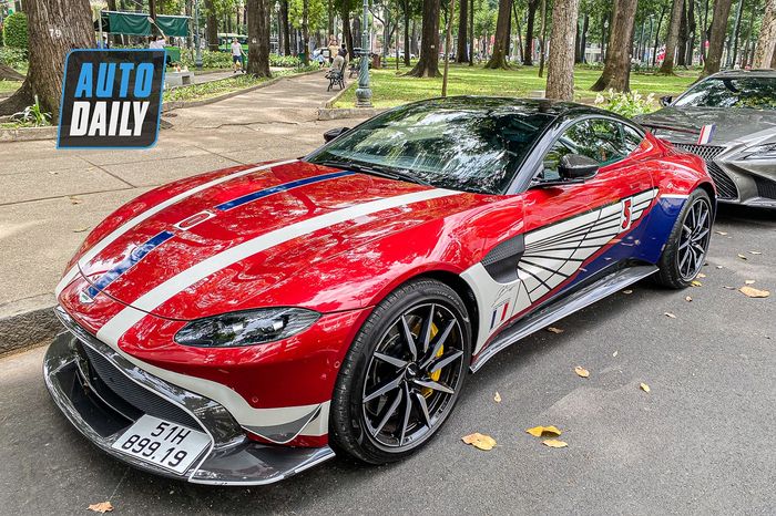 Minh Nhựa Lái Aston Martin Vantage Dạo Phố Cùng Lamborghini Huracan Độ Khủng Aston-Martin-Vantage-Minh-Nhua-Mytour-2.JPG