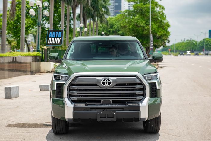 Khám phá Toyota Tundra Limited 2022: bản tải Nhật nhập Mỹ với giá trên 5 tỷ đồng