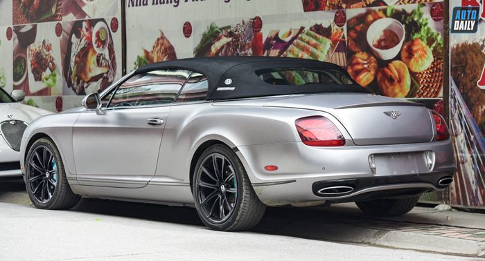 Bentley Continental SuperSports Convertible hiện diện tại Hà Nội adt-2656.jpg