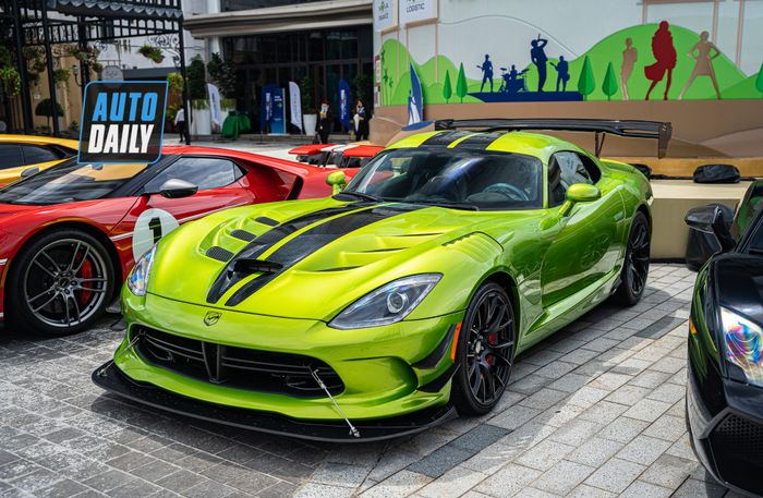 Khám phá chi tiết chiếc Dodge Viper ACR Snakeskin độc nhất Việt Nam, giá trị trên 20 tỷ sau thuế dodge-viper-acr-snakeskin-Mytour-17.JPG