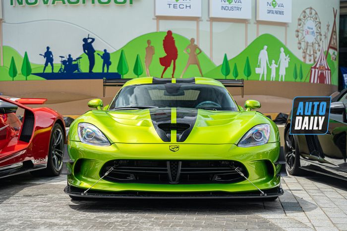 Khám phá chi tiết chiếc Dodge Viper ACR Snakeskin độc nhất Việt Nam, giá trị trên 20 tỷ sau thuế dodge-viper-acr-snakeskin-Mytour-5.JPG