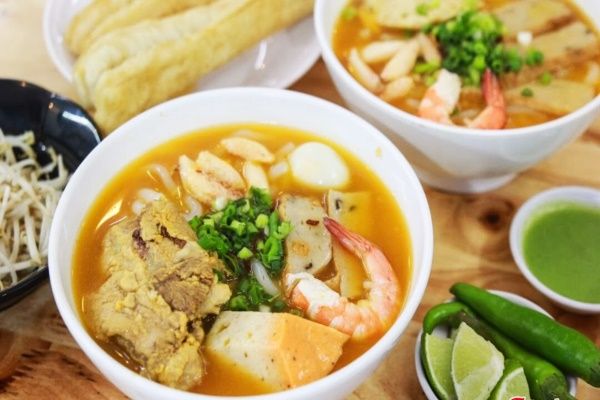 Bánh canh Hội An - Món đặc sản phố cổ thu hút hàng vạn người yêu thích 6