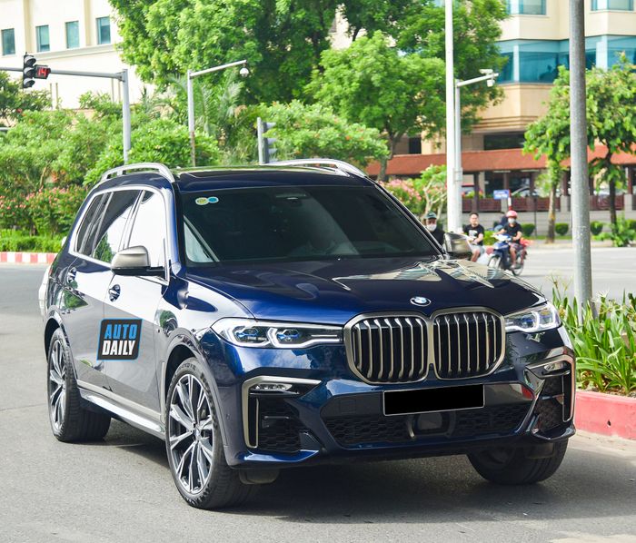 BMW X7 M50i độc nhất Việt Nam tái xuất sau thời gian nằm dưới lớp bụi 11.jpg