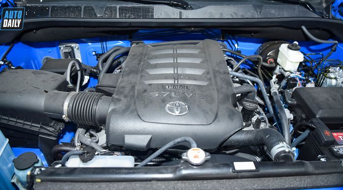 Ảnh chi tiết Toyota Tundra 1794 Edition 2021 mới nhập về Việt Nam t21.jpg